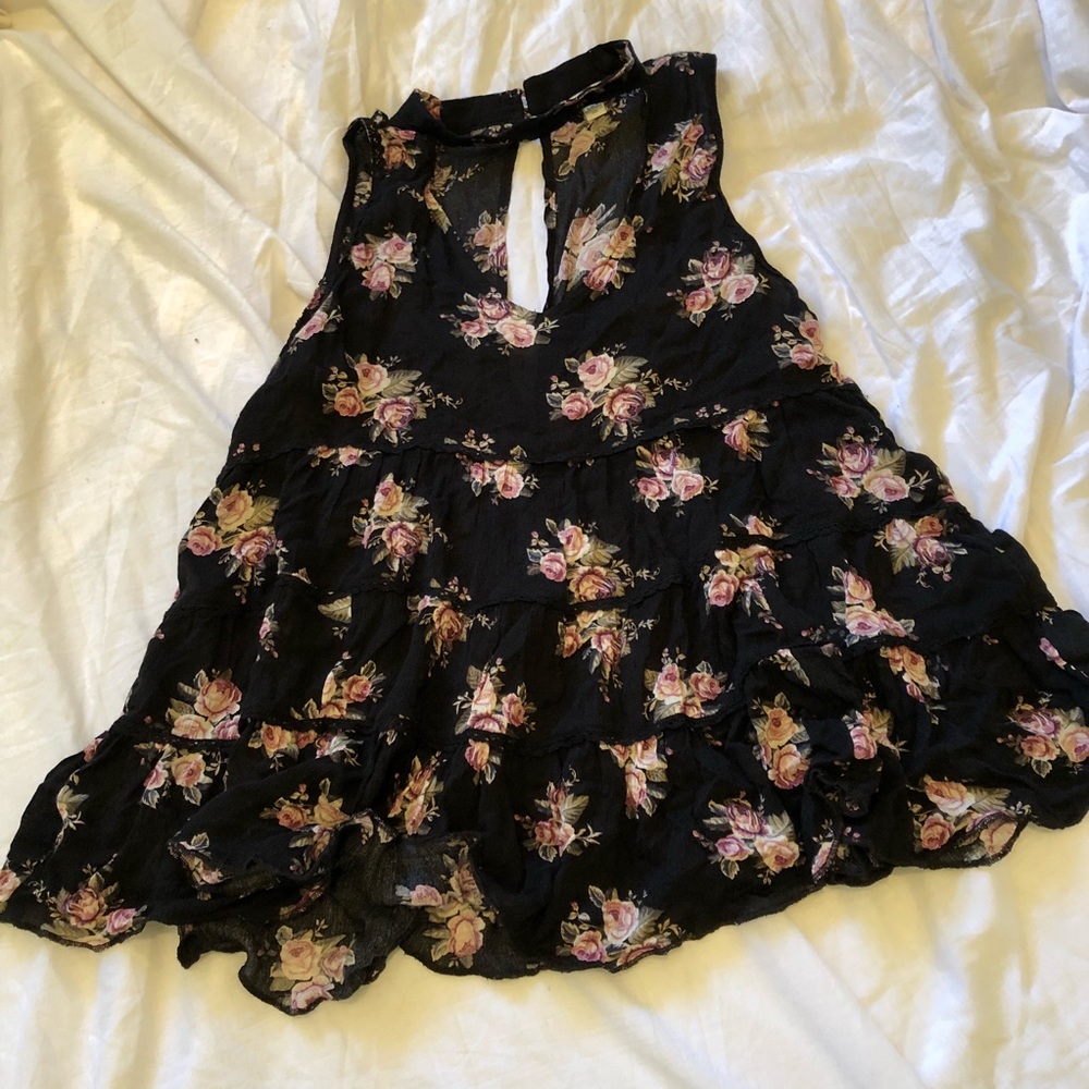 AE Choker Keyhole Cami Tank